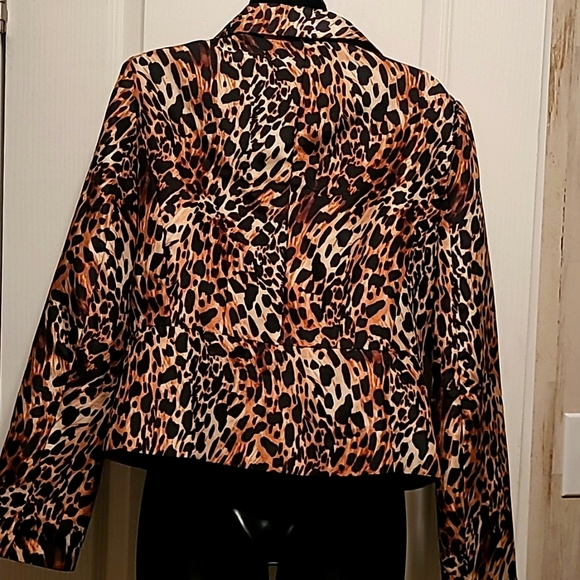 Le Suit cheetah print jacket Size 10 - Picture 3 of 3